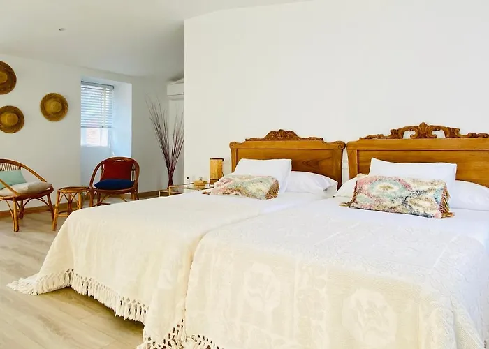 Pena De Roca * פונטה-ודרה